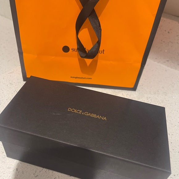 DOLCE&GABBANA Sunglasses - Picture 15 of 16